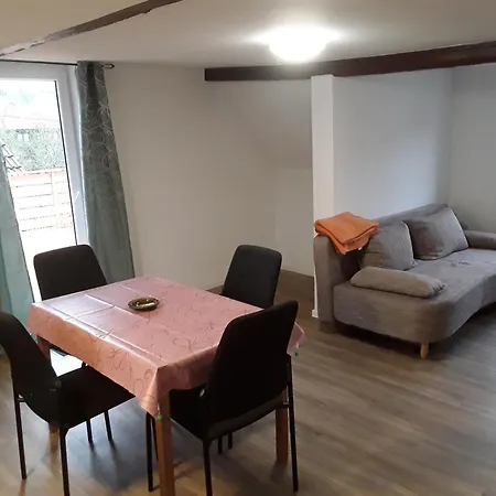 85 , Rhoen , Ortsmitte , Frisch Saniert , Gaestehaus Mierdel Lägenhet Gersfeld