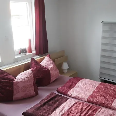 85 , Rhoen , Ortsmitte , Frisch Saniert , Gaestehaus Mierdel *